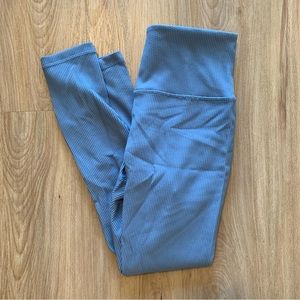 Athleta blue ribbed leggings